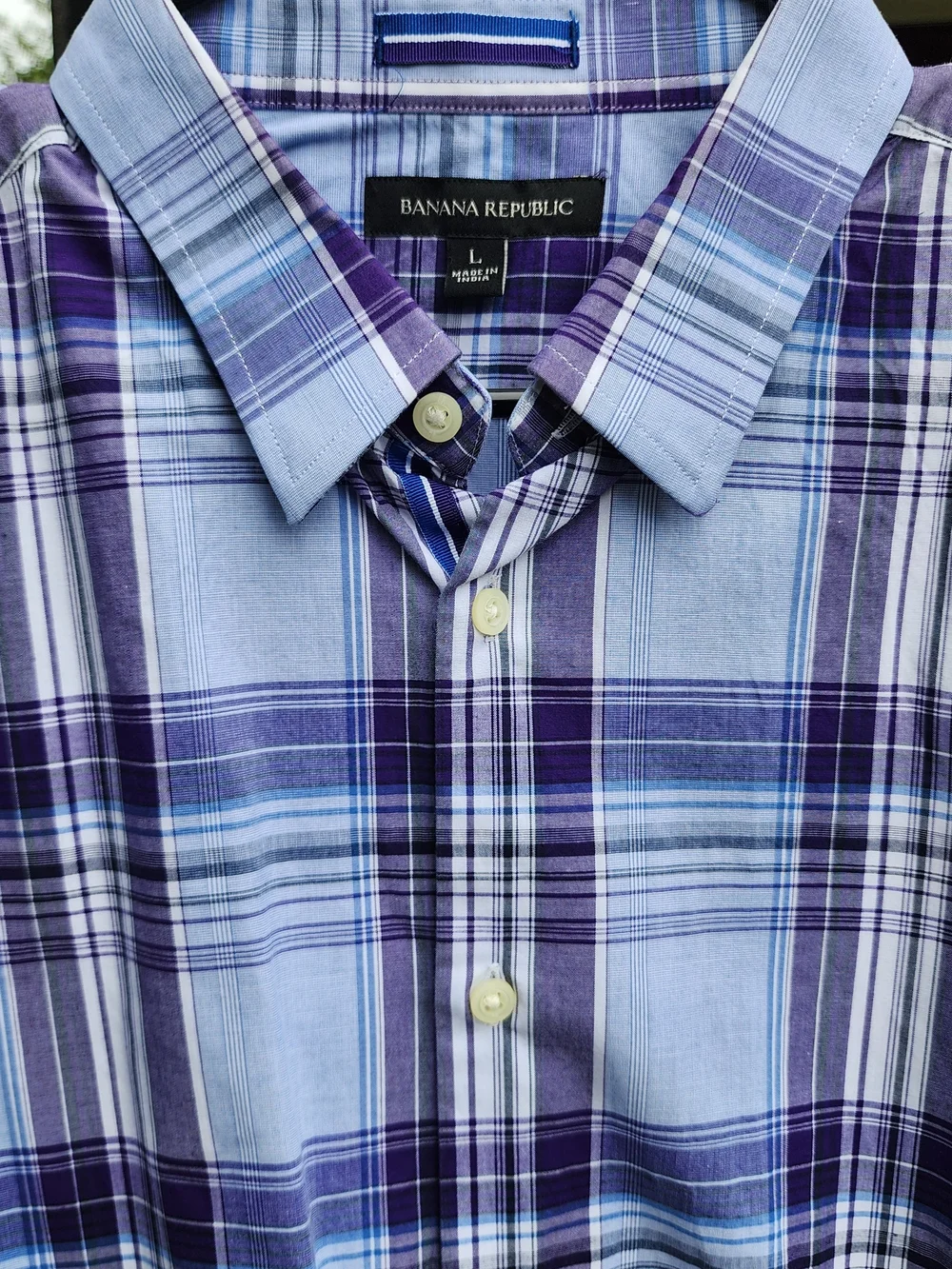 Banana Republic Men's Purple Plaid Long Sleeve Button Down Shirt. Size Large.